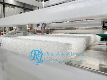 4D空氣纖維坐墊生產(chǎn)線(xiàn) 透氣空氣纖維彈性床墊生產(chǎn)線(xiàn)